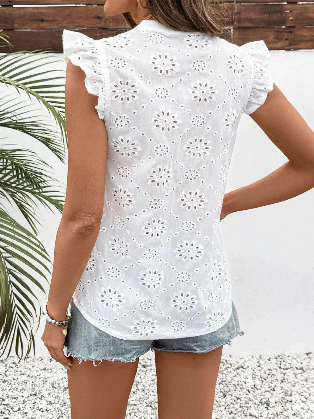 Cheryl – Blouse Féminine Manches Papillon en Jacquard & Dentelle